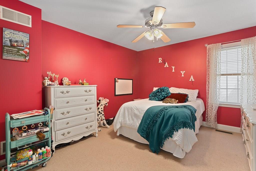 69 Abington Lane Fall River, MA 02721 - Photo 16 of 27 Gallery Image 16