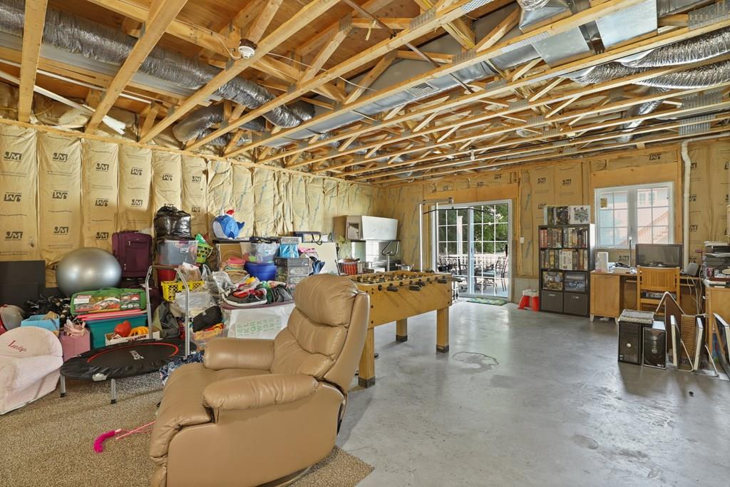 69 Abington Lane Fall River, MA 02721 - Photo 22 of 27 Gallery Image 22