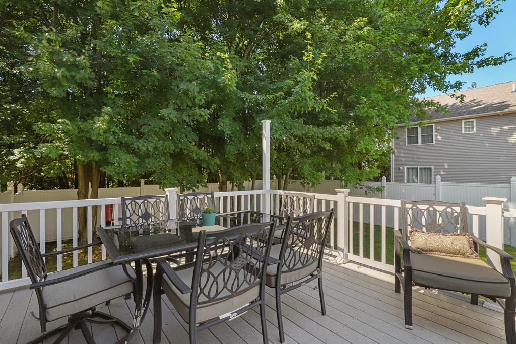 69 Abington Lane Fall River, MA 02721 - Photo 24 of 27 Gallery Image 24
