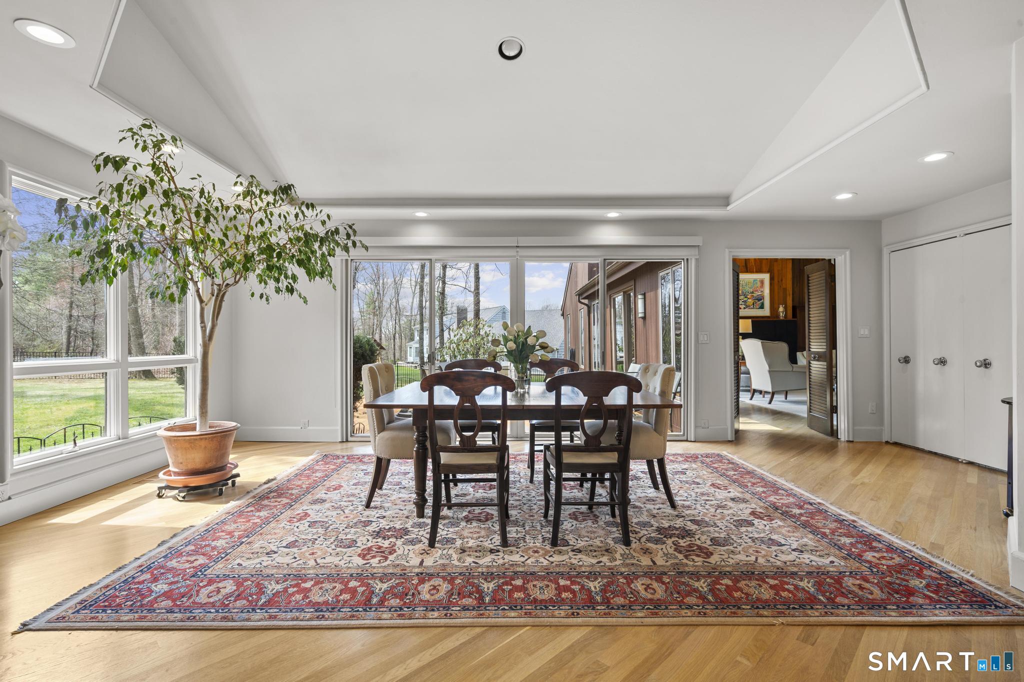 81 Deer Run Road Woodbridge, CT 06525 - Photo 14 of 40