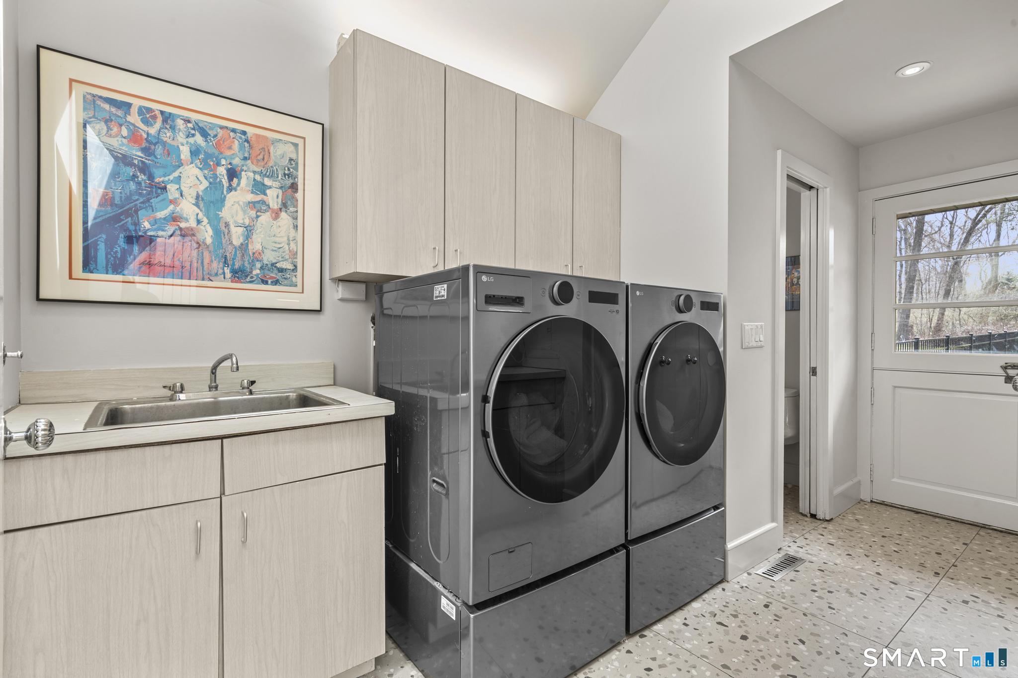 81 Deer Run Road Woodbridge, CT 06525 - Photo 18 of 40