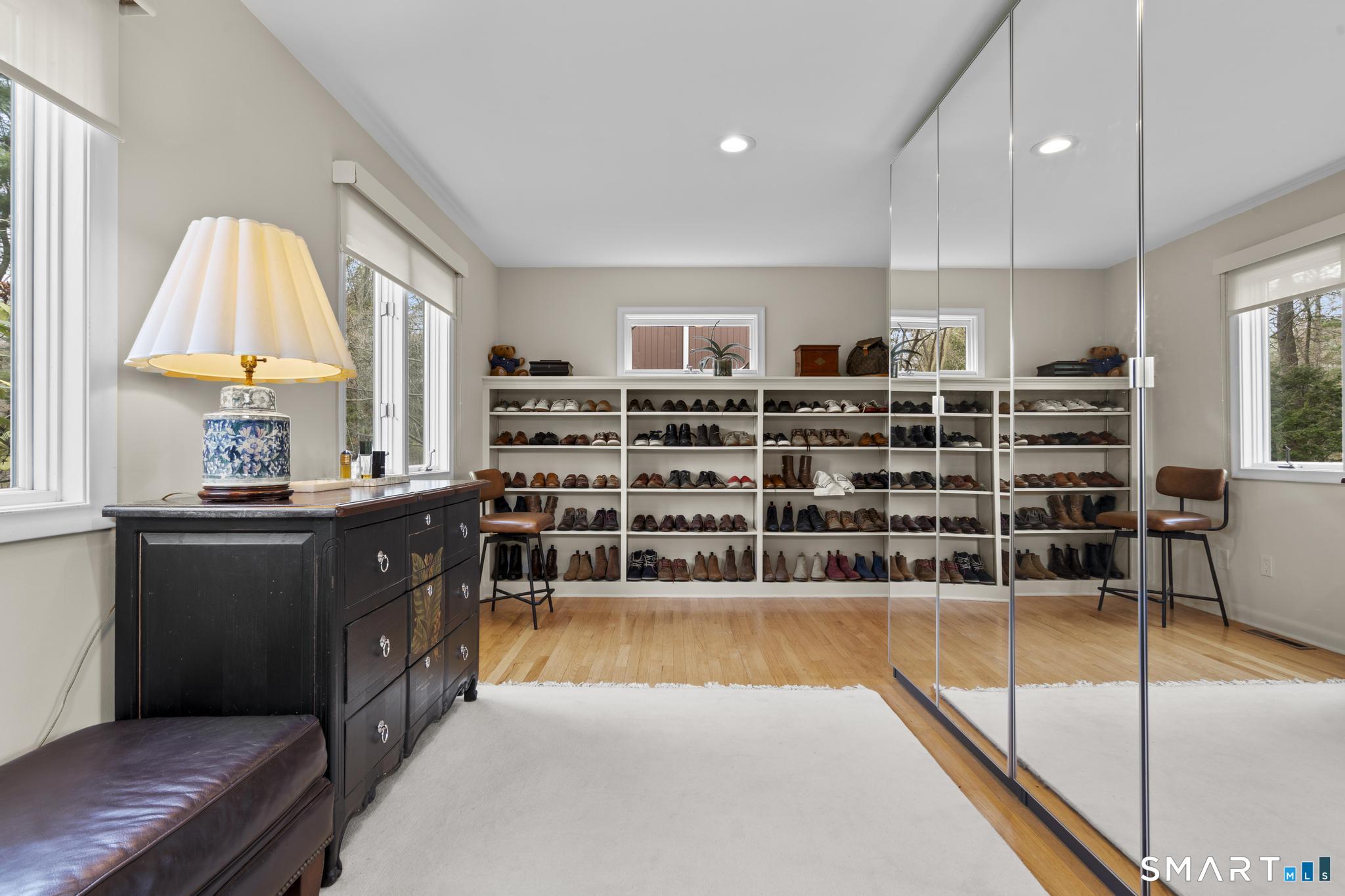 81 Deer Run Road Woodbridge, CT 06525 - Photo 24 of 40