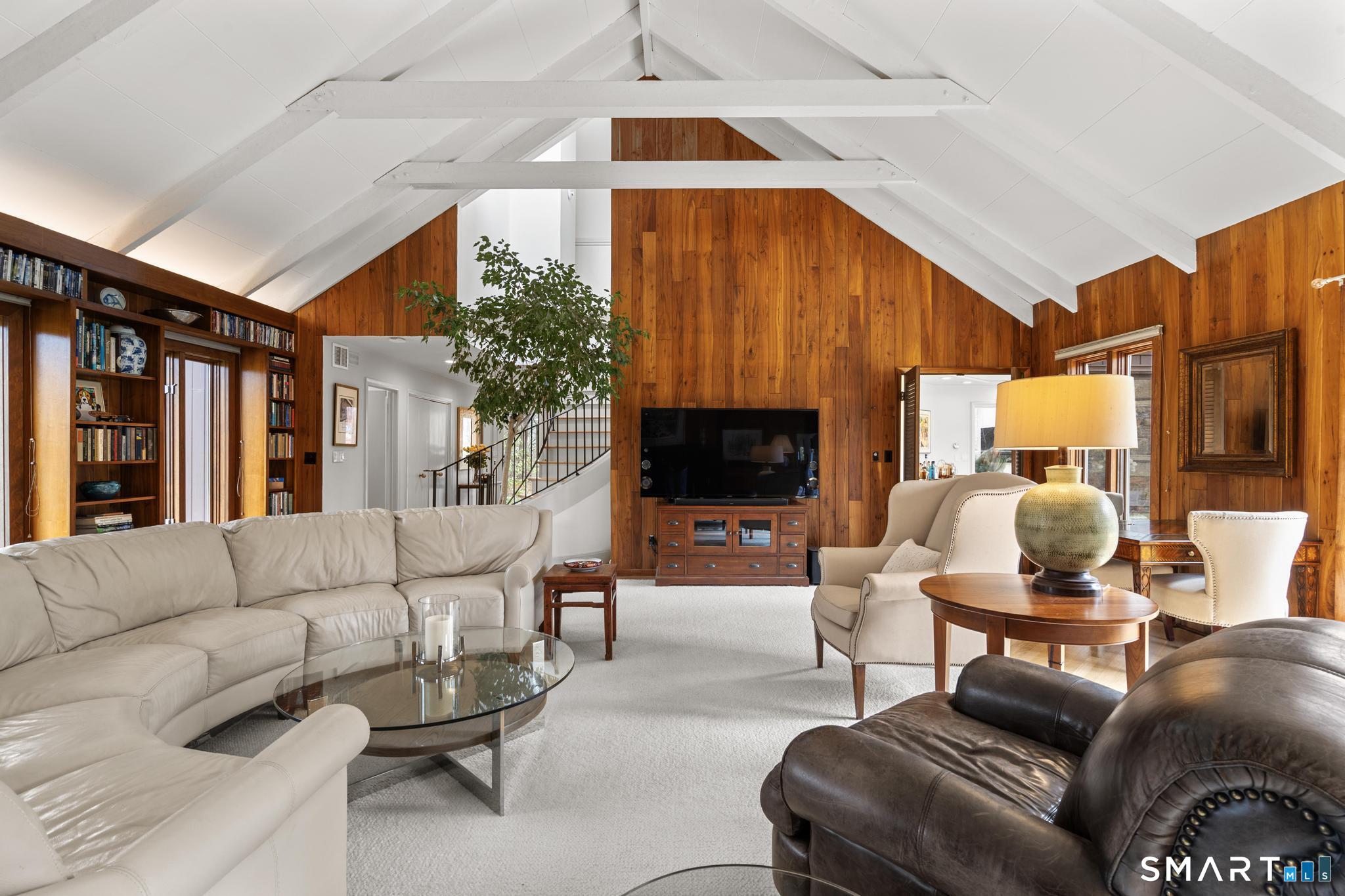 81 Deer Run Road Woodbridge, CT 06525 - Photo 7 of 40