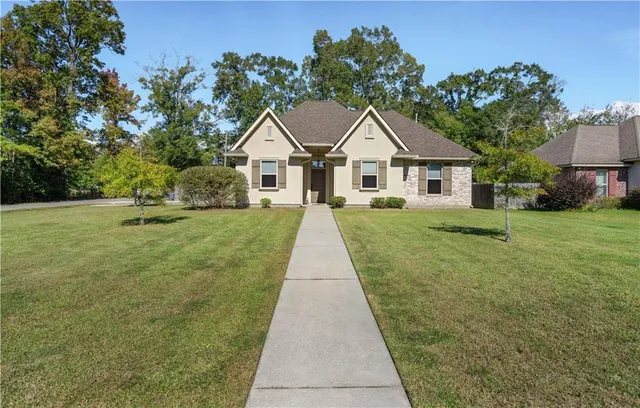 $365,000 | 2247 Orleans Street, Mandeville, LA 70448