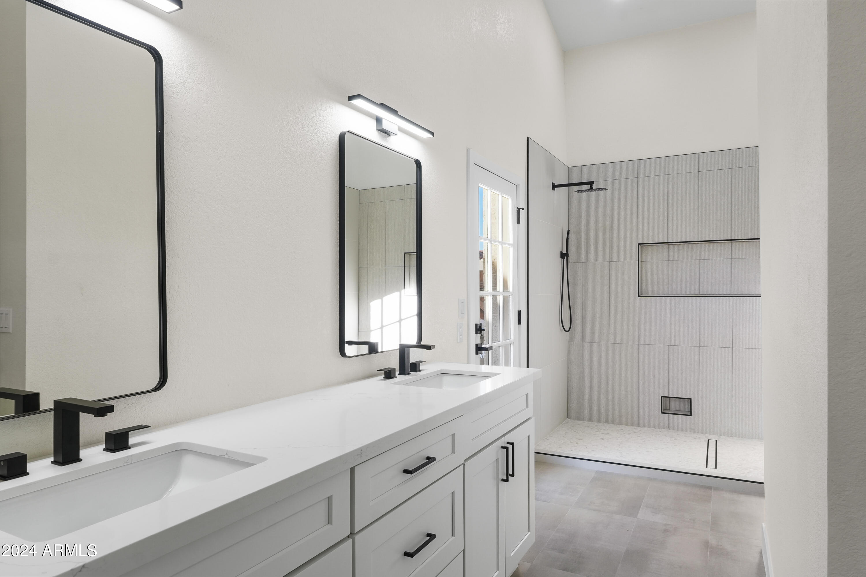 7817 West Wethersfield Road Peoria, AZ 85381 - Photo 12 of 32 DSC04704