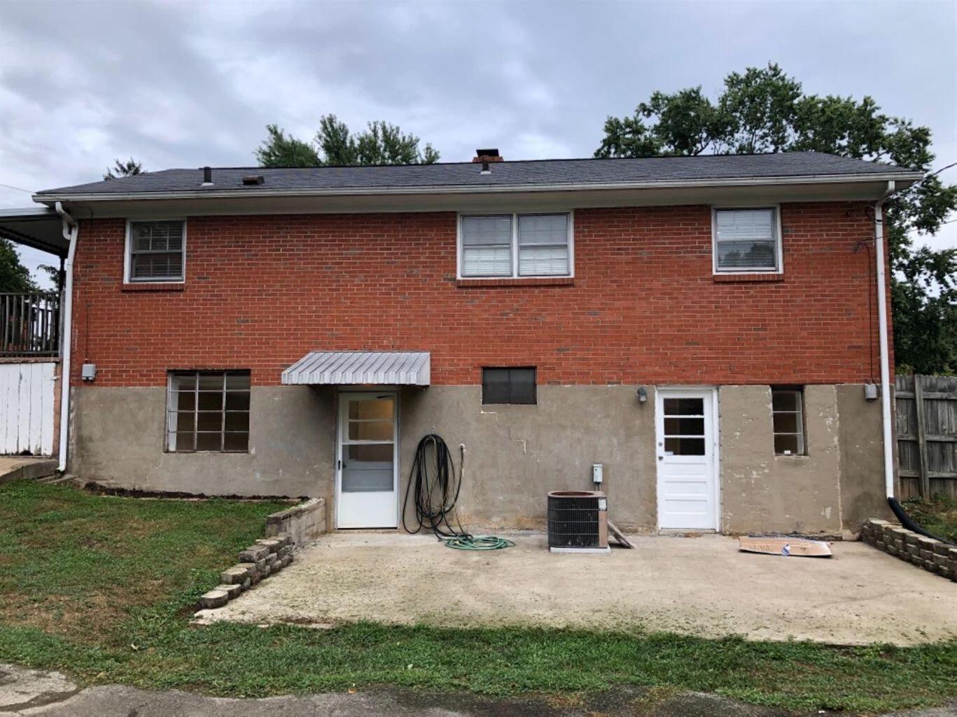 136 Rugby Road Lexington, KY 40504 - Photo 18 of 20 20191003174511527539000000-o