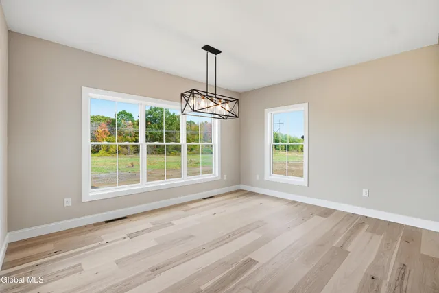 $825,000 | 2 Welding Way, Colonie, NY 12047