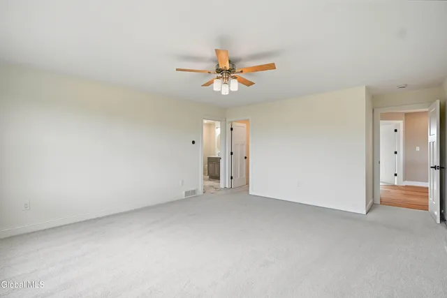 $825,000 | 2 Welding Way, Colonie, NY 12047