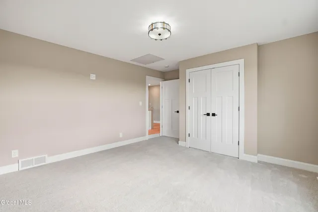 $825,000 | 2 Welding Way, Colonie, NY 12047