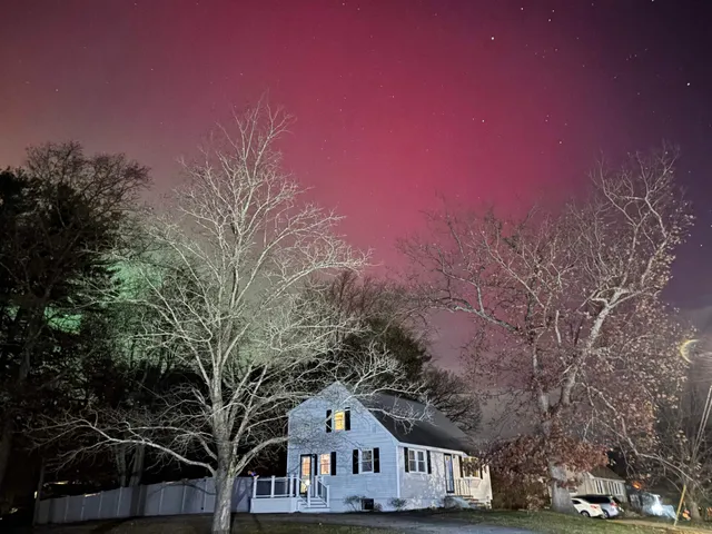 $555,000 | 10 Townsend Avenue, Salem, NH 03079