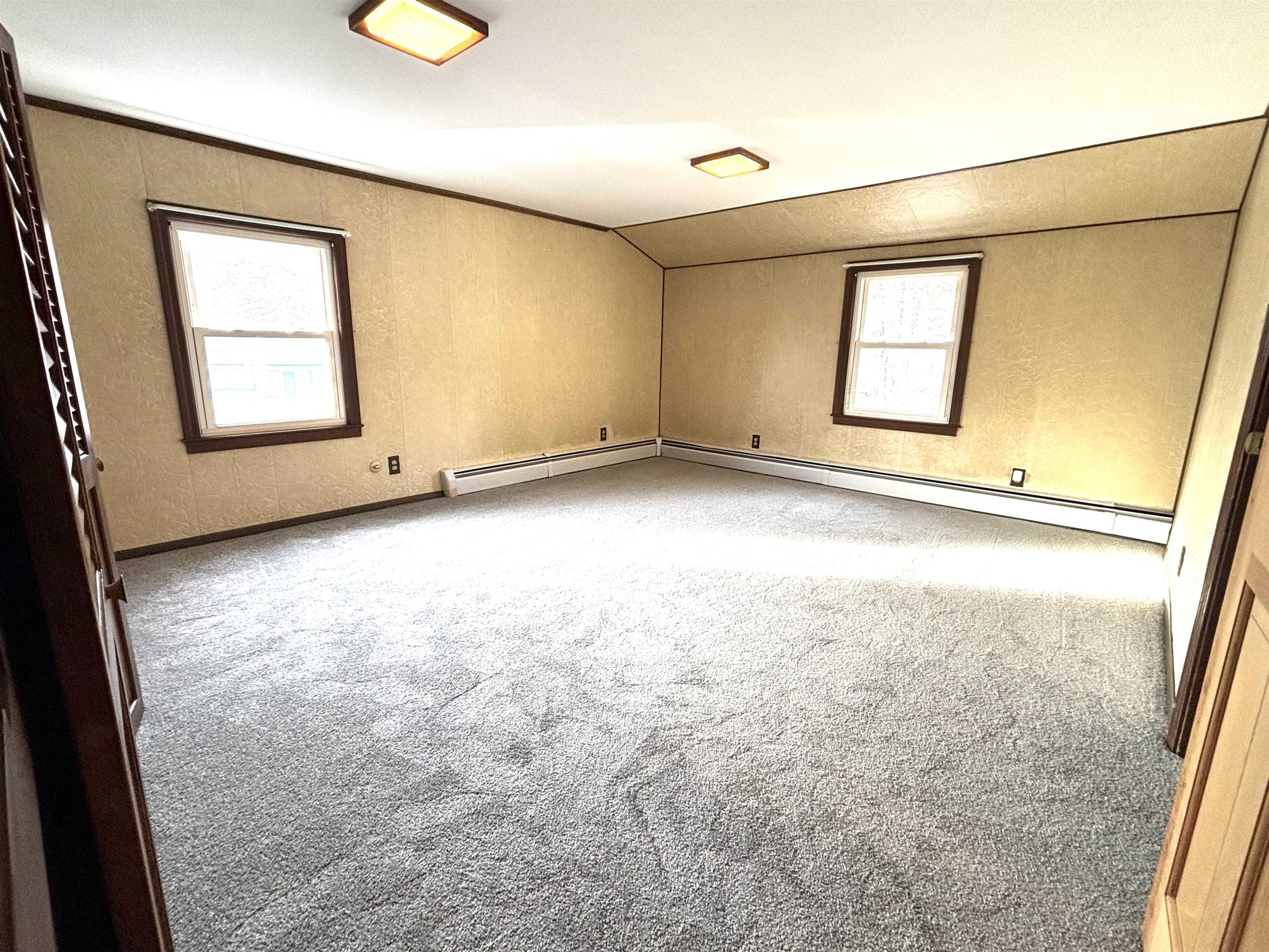 10 Townsend Avenue Salem, NH 03079 - Photo 16 of 41