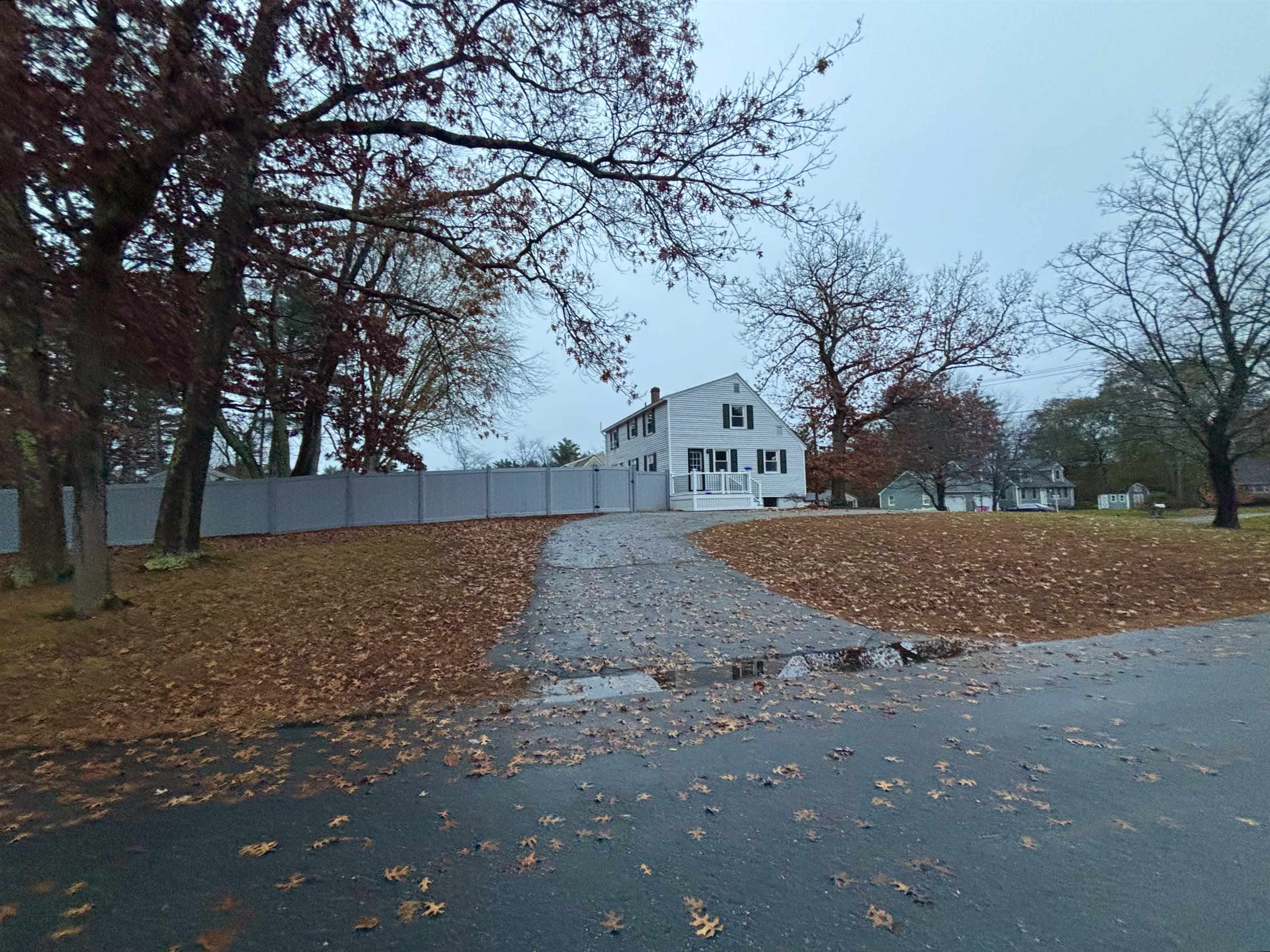 10 Townsend Avenue Salem, NH 03079 - Photo 21 of 41