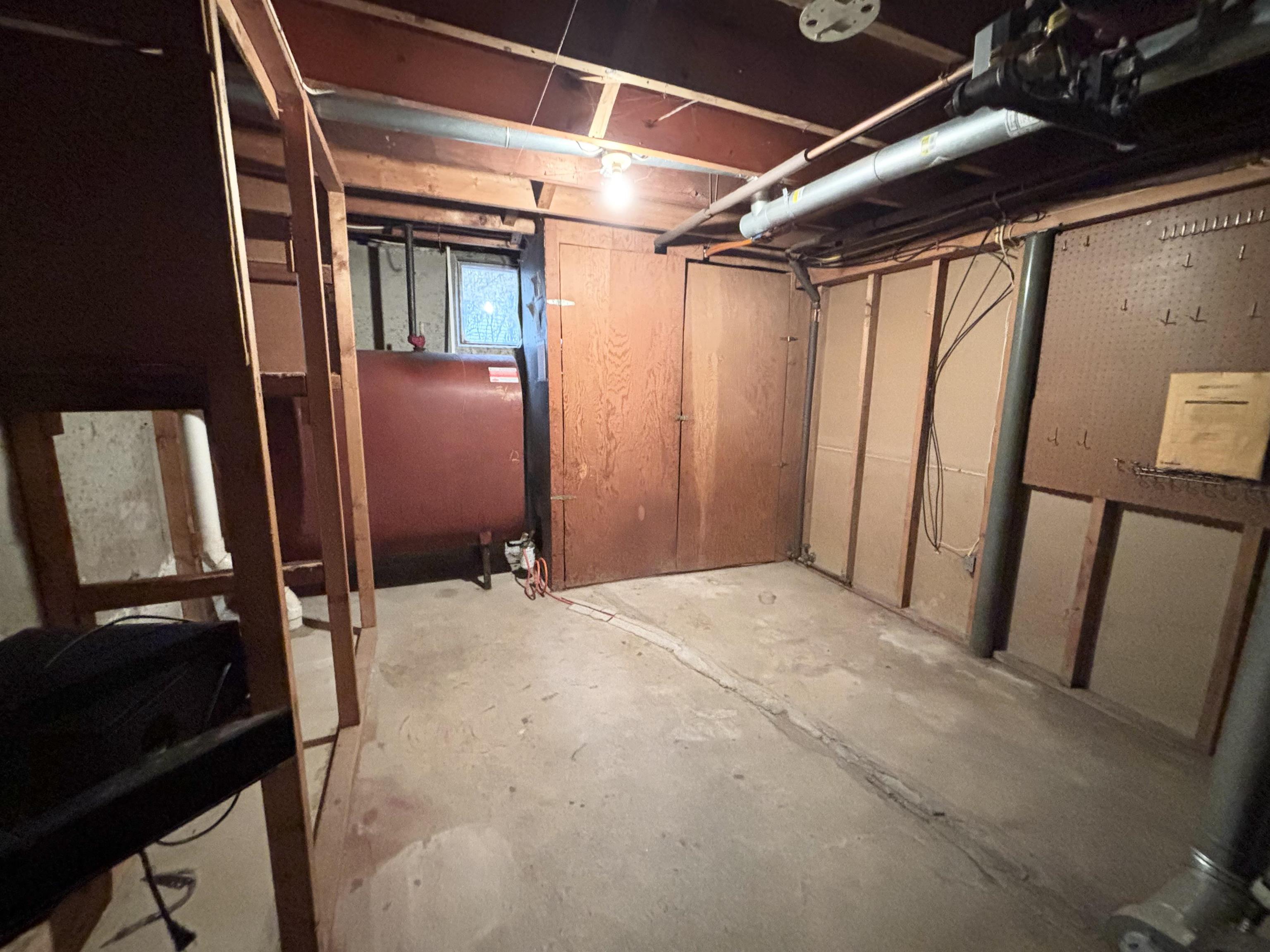 10 Townsend Avenue Salem, NH 03079 - Photo 27 of 41