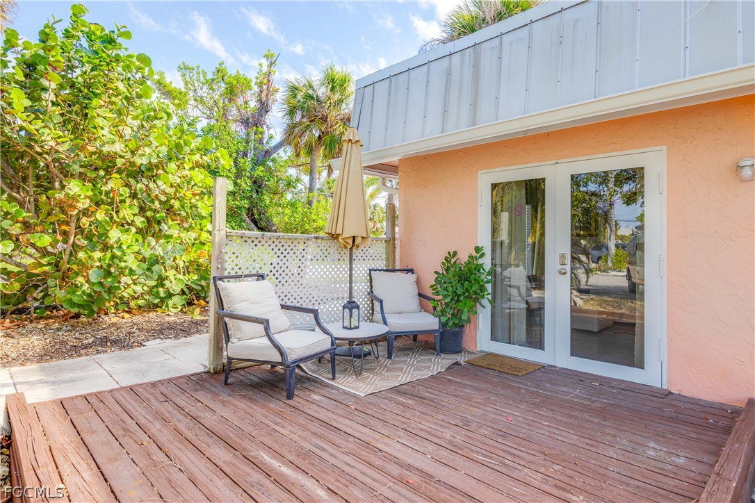 887 Casa Ybel Road Sanibel, FL 33957 - Photo 38 of 49