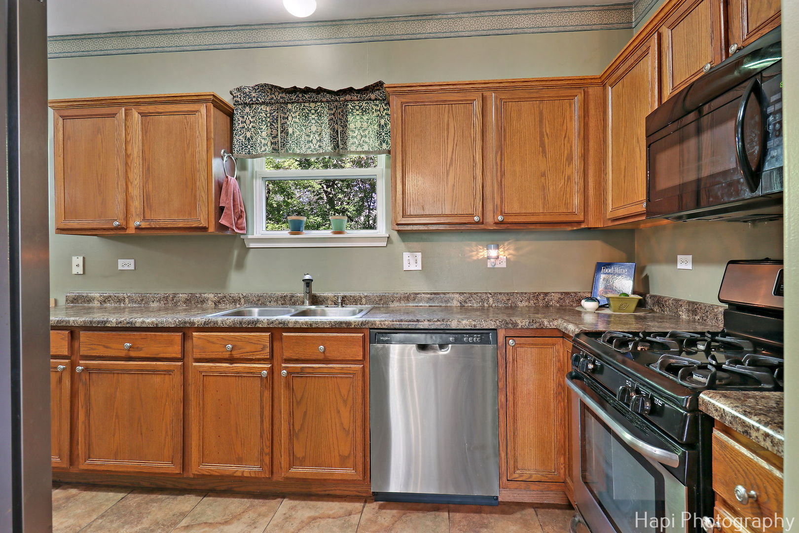 437 Deer Run Road Lakemoor, IL 60051 - Photo 8 of 36 Gallery Image 8