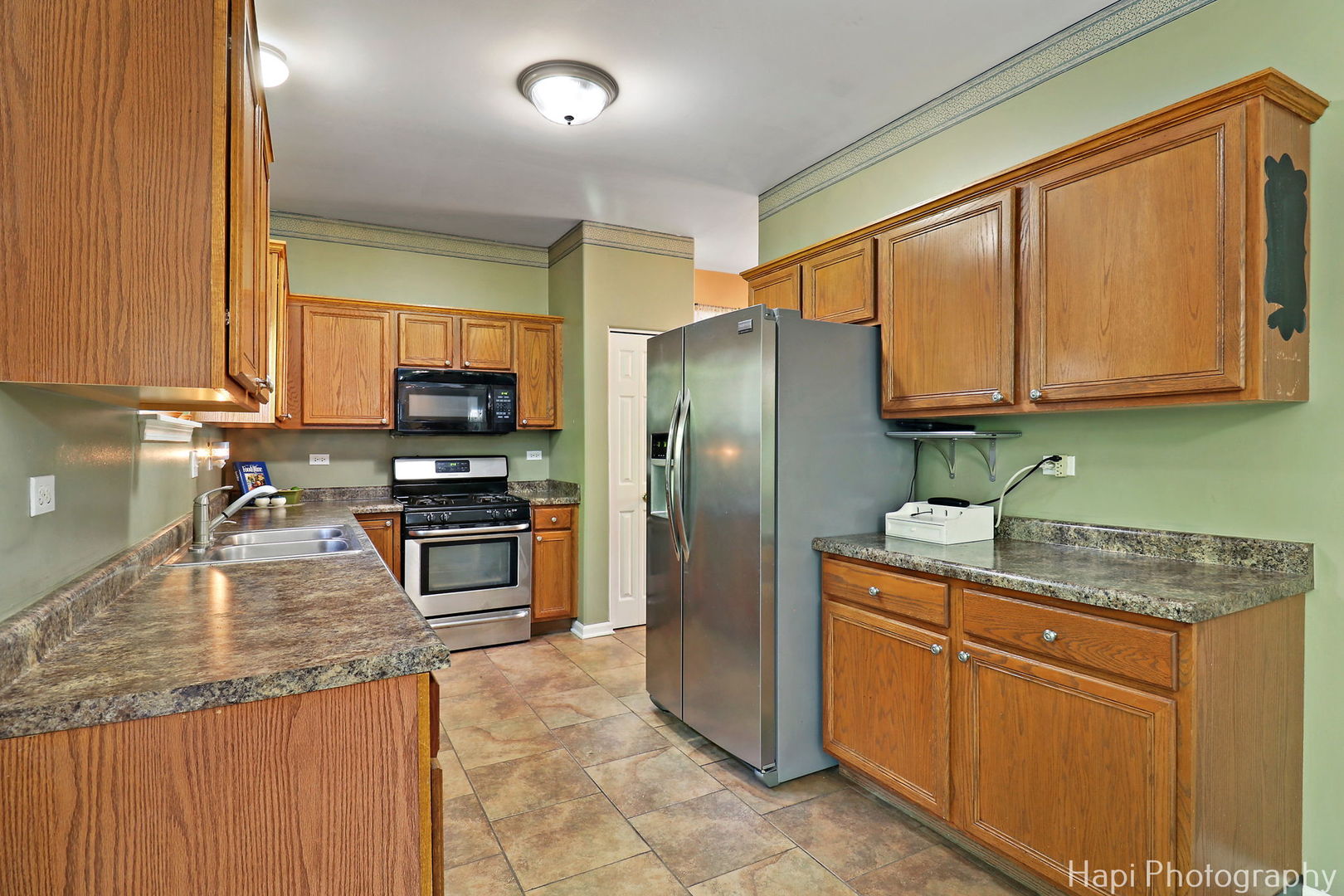 437 Deer Run Road Lakemoor, IL 60051 - Photo 10 of 36 Gallery Image 10