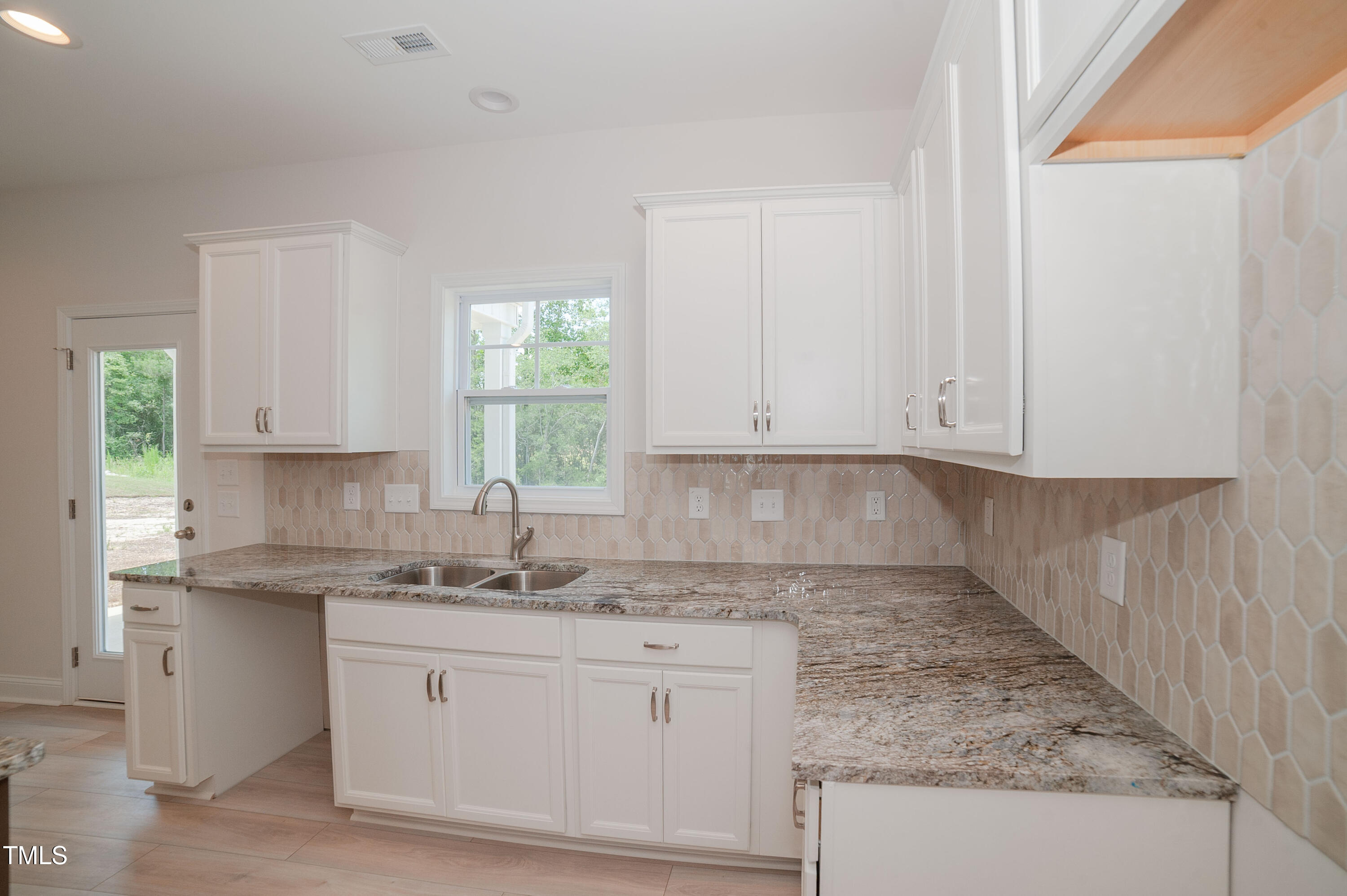 3866 Blackhills Road Fayetteville, NC 28311 - Photo 13 of 34 3966 Black Hills Road-18