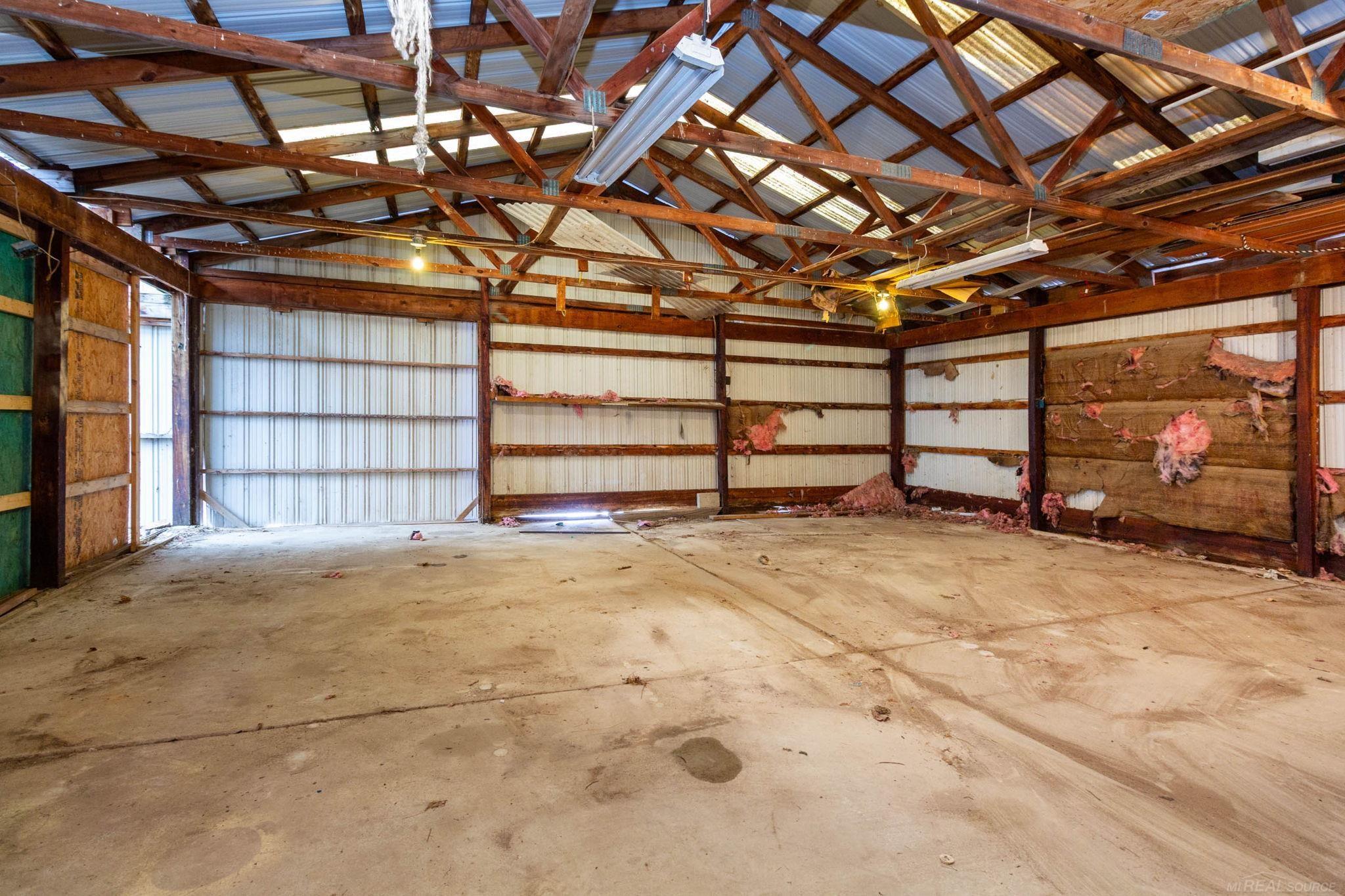 77177 Omo Road Armada, MI 48005 - Photo 43 of 49