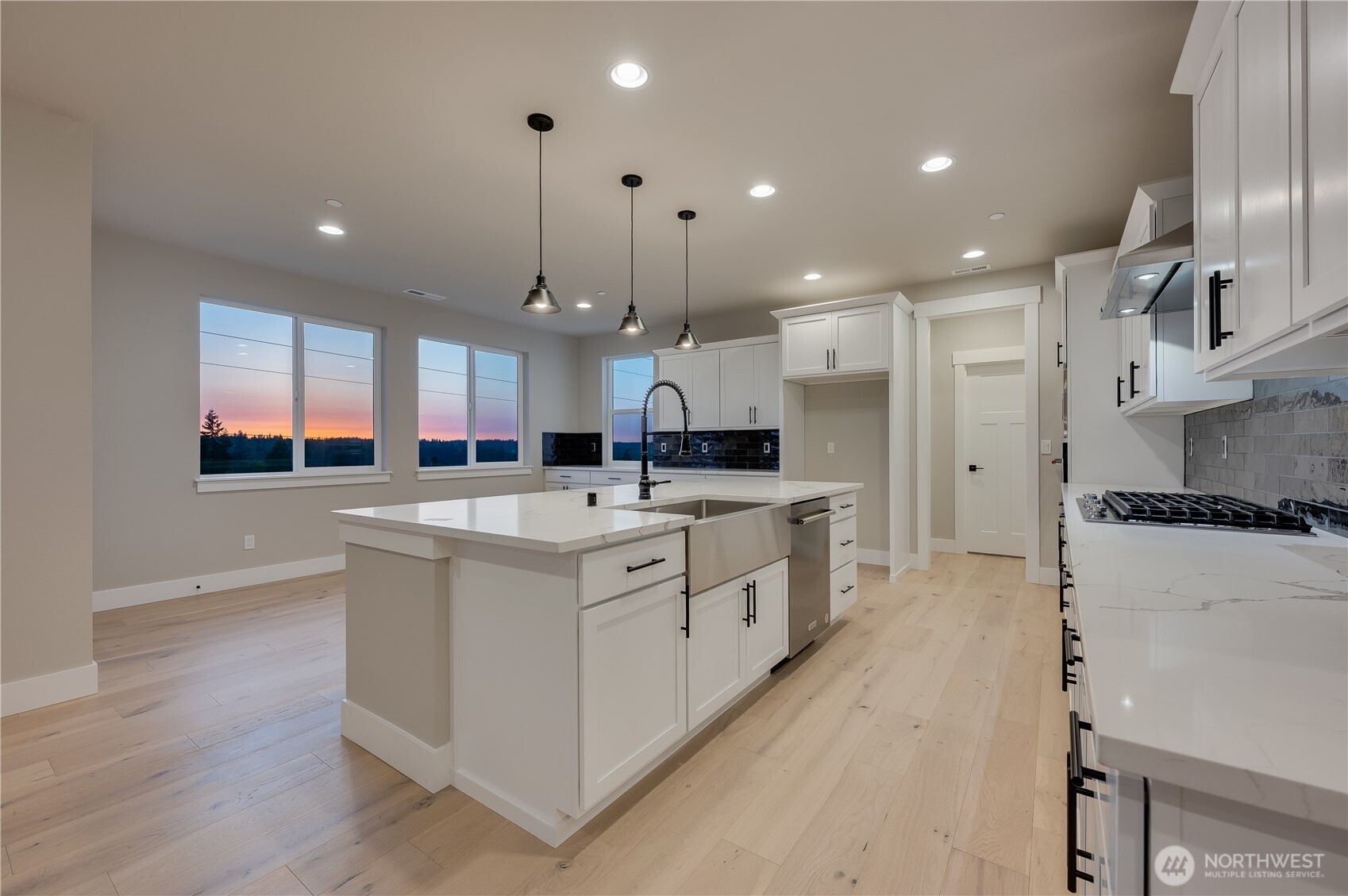 20231 125th Avenue Northeast, Unit SM209 Bothell, WA 98011 - Photo 5 of 34