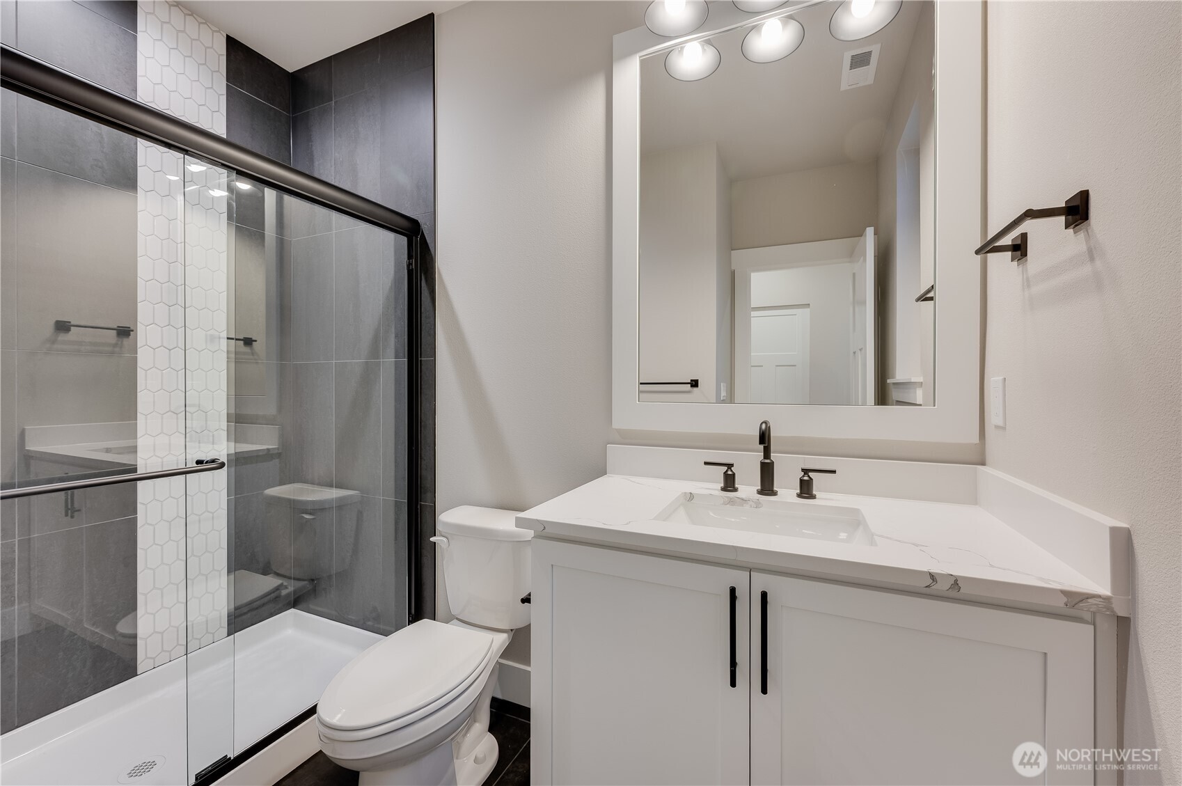 20231 125th Avenue Northeast, Unit SM209 Bothell, WA 98011 - Photo 7 of 34