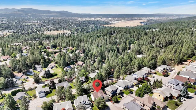 $649,000 | 8522 East Parkside Lane, Spokane, WA 99217