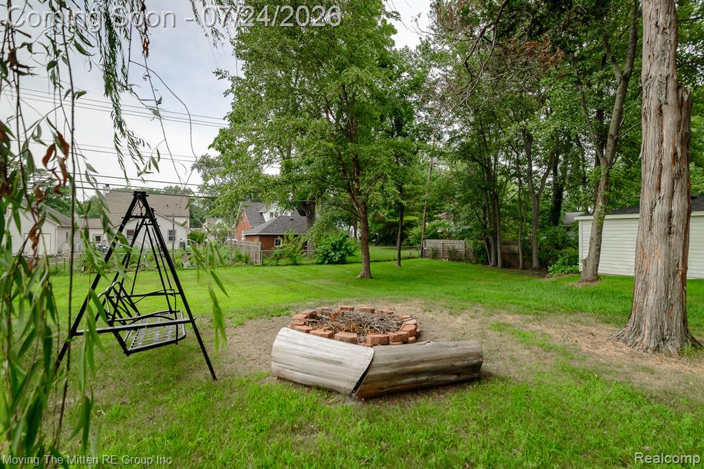2037 Vivian Road Monroe, MI 48162 - Photo 31 of 39 Gallery Image 31