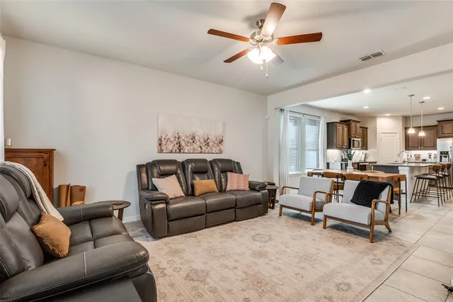 $329,900 | 157 Wagon Wheel Drive, Waxahachie, TX 75167