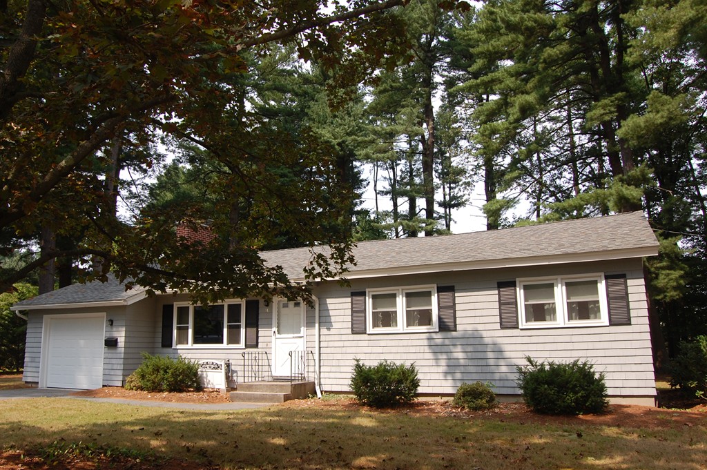 16 Berkshire Road Chelmsford, MA 01863 - Photo 1 of 10 Gallery Image 1