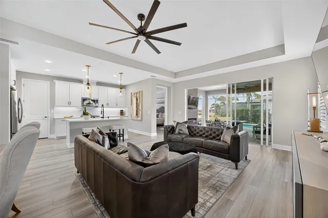 $629,900 | 17744 Savory Mist Circle, Bradenton, FL 34211