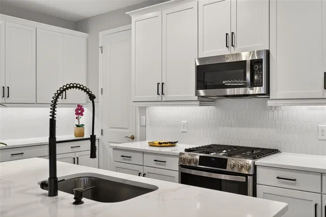 $629,900 | 17744 Savory Mist Circle, Bradenton, FL 34211