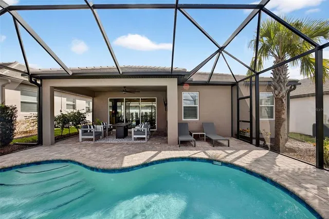 $629,900 | 17744 Savory Mist Circle, Bradenton, FL 34211