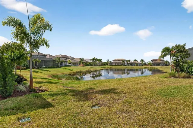 $629,900 | 17744 Savory Mist Circle, Bradenton, FL 34211