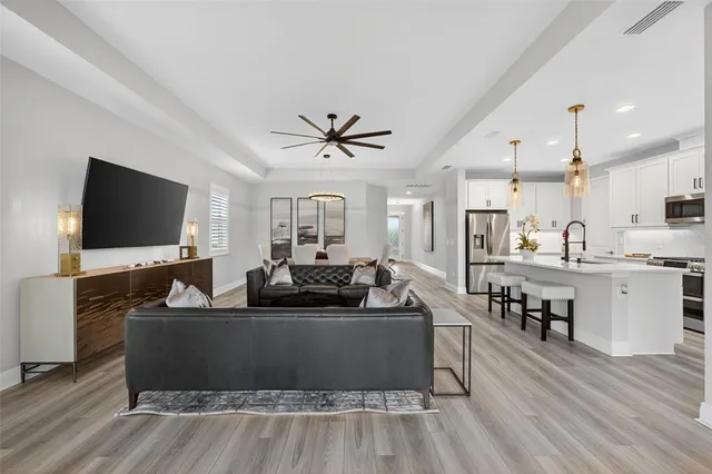 $629,900 | 17744 Savory Mist Circle, Bradenton, FL 34211