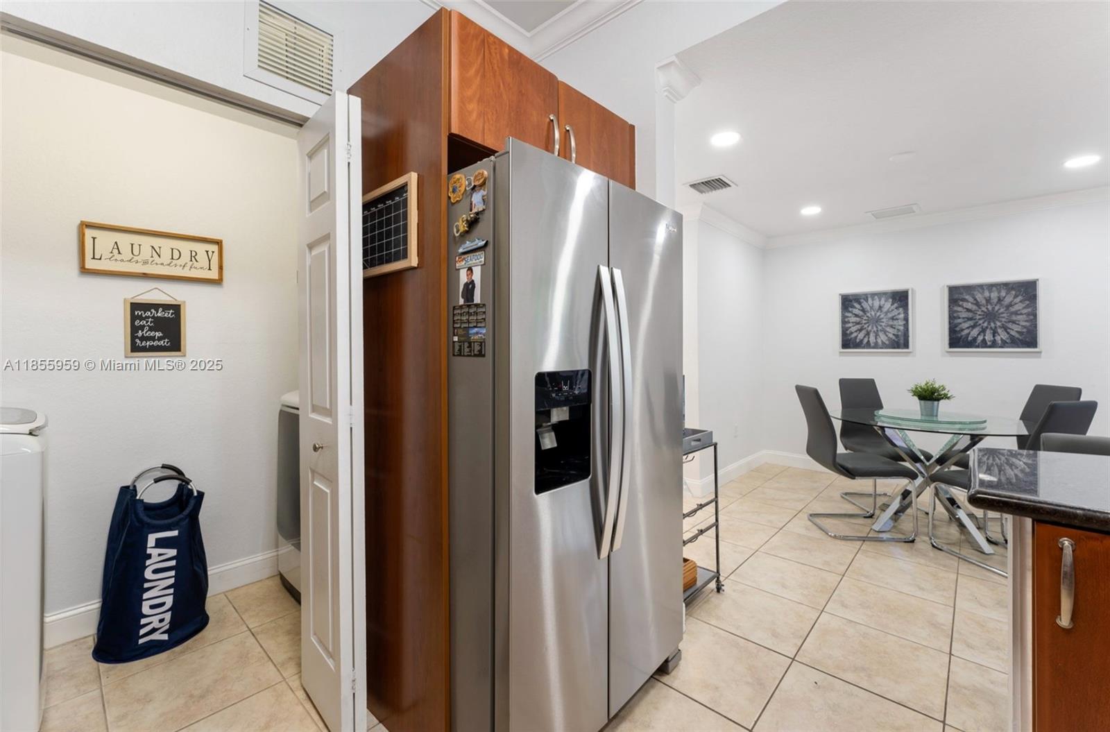 7423 Northwest 182nd Street Hialeah, FL 33015 - Photo 15 of 29