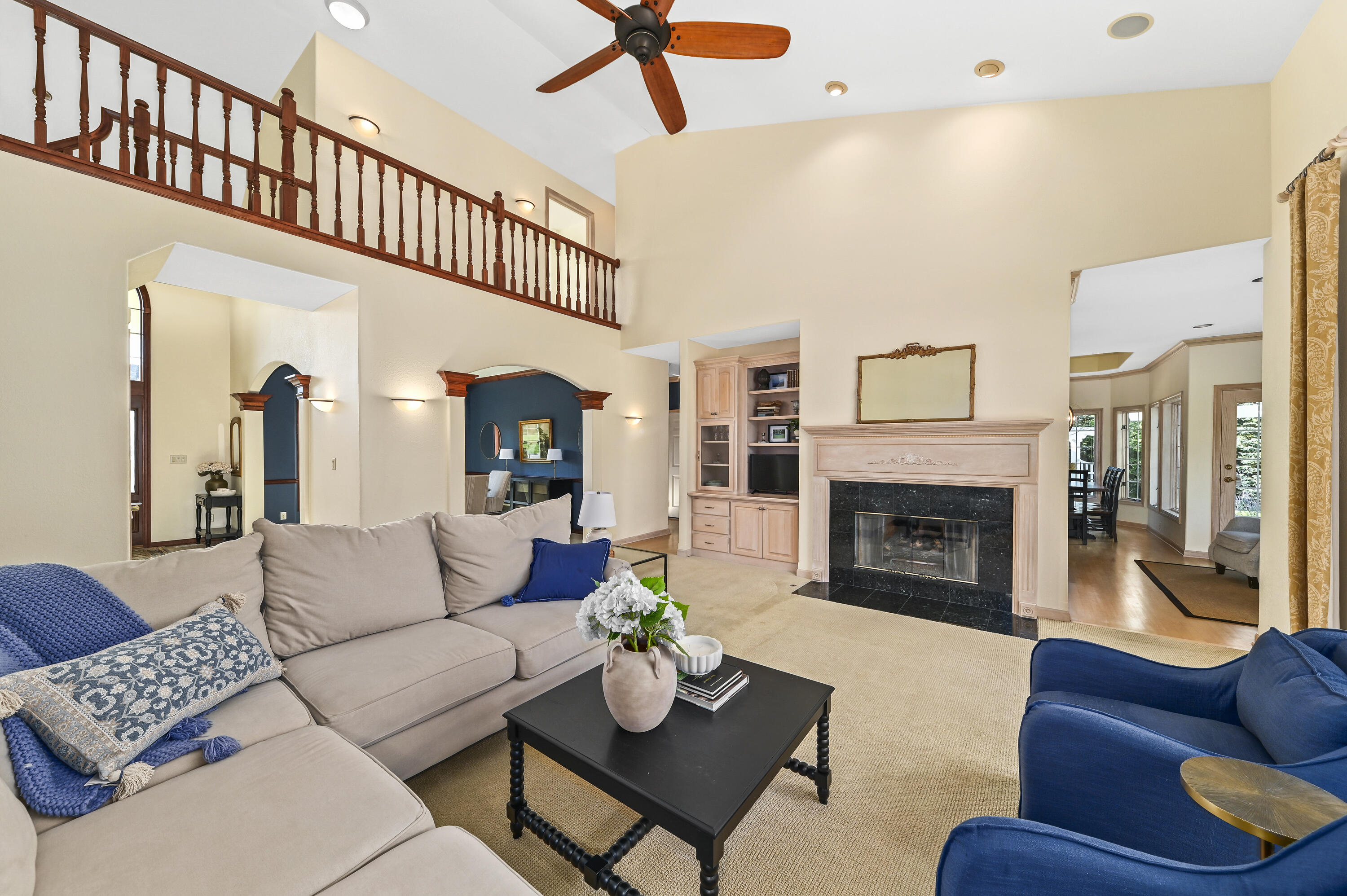 261 Steeple Pointe Circle Delafield, WI 53018 - Photo 3 of 70 Great for entertaining