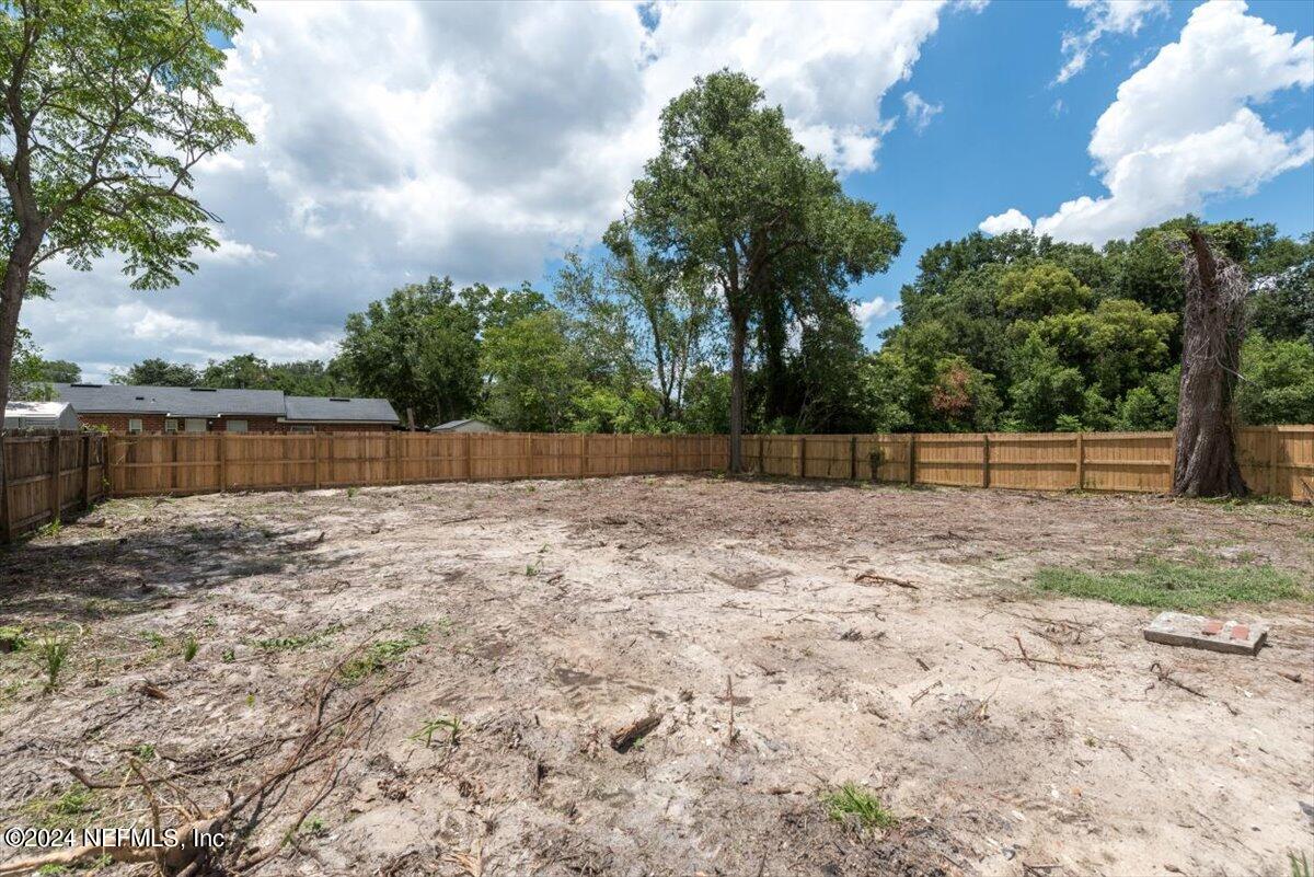1914 Sprinkle Drive Jacksonville, FL 32211 - Photo 35 of 37 41-FULL-025