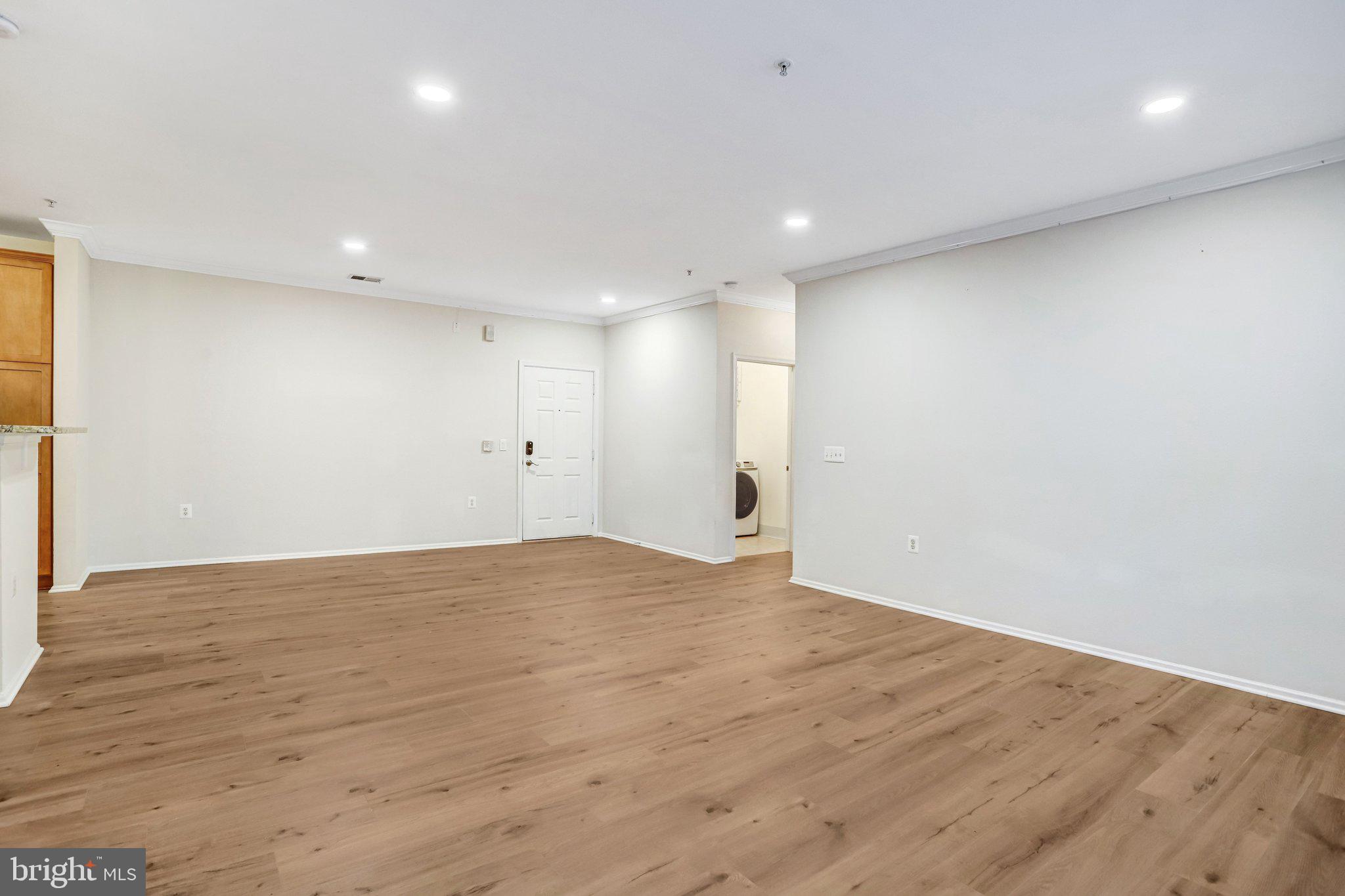 11800 Old Georgetown Road, Unit 1207 North Bethesda, MD 20852 - Photo 16 of 65 Living Room & Foyer