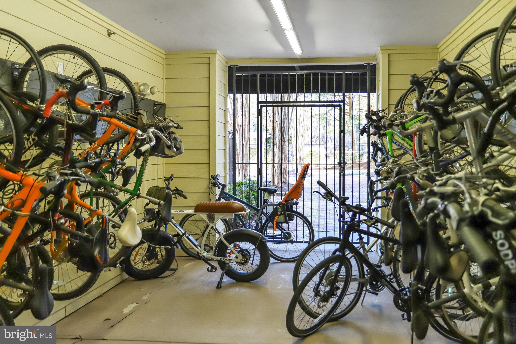 11800 Old Georgetown Road, Unit 1207 North Bethesda, MD 20852 - Photo 60 of 65 a view of an bike next to a window