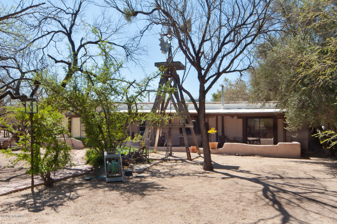 5354 East Fort Lowell Road Tucson, AZ 85712 - Photo 3 of 34
