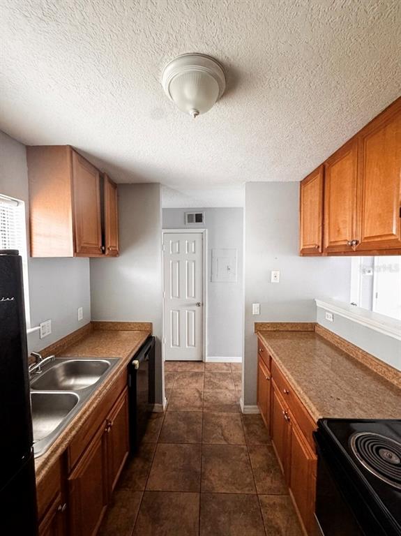 2302 South Maki Road, Unit 73 Plant City, FL 33563 - Photo 5 of 16