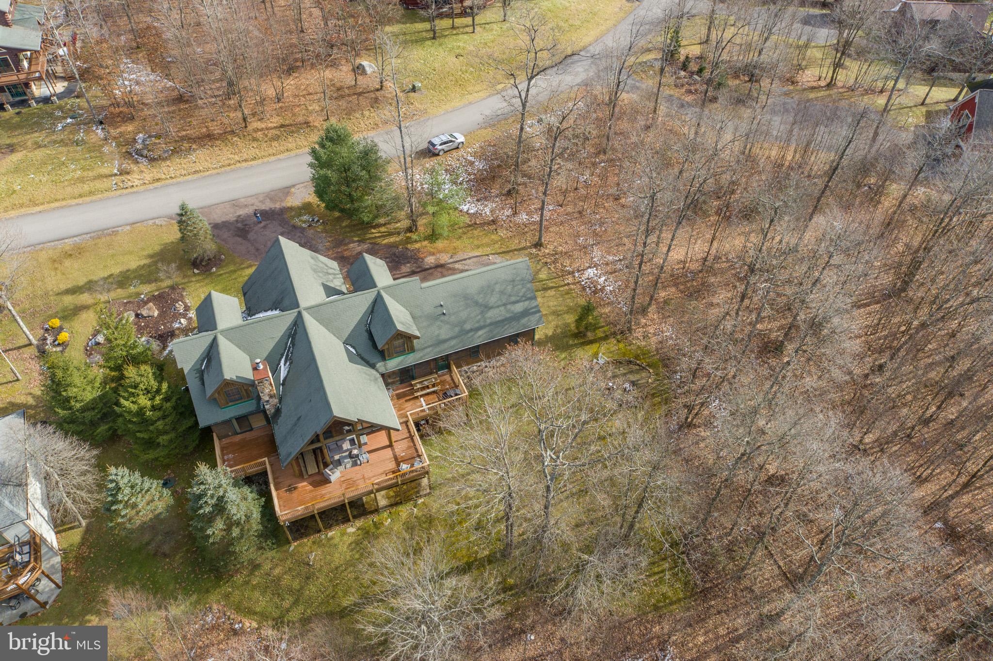 246 Mountaintop Road McHenry, MD 21541 - Photo 4 of 74 Gallery Image 4