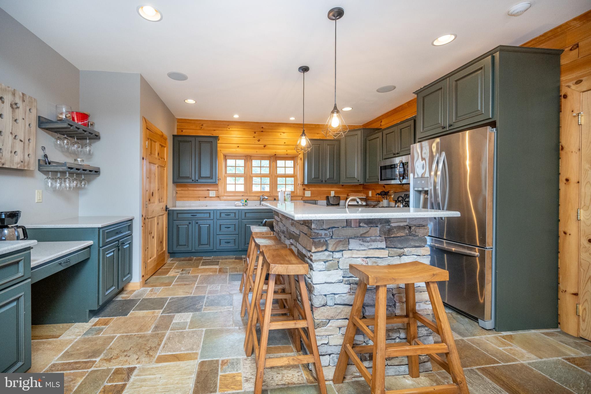246 Mountaintop Road McHenry, MD 21541 - Photo 5 of 74 Gallery Image 5