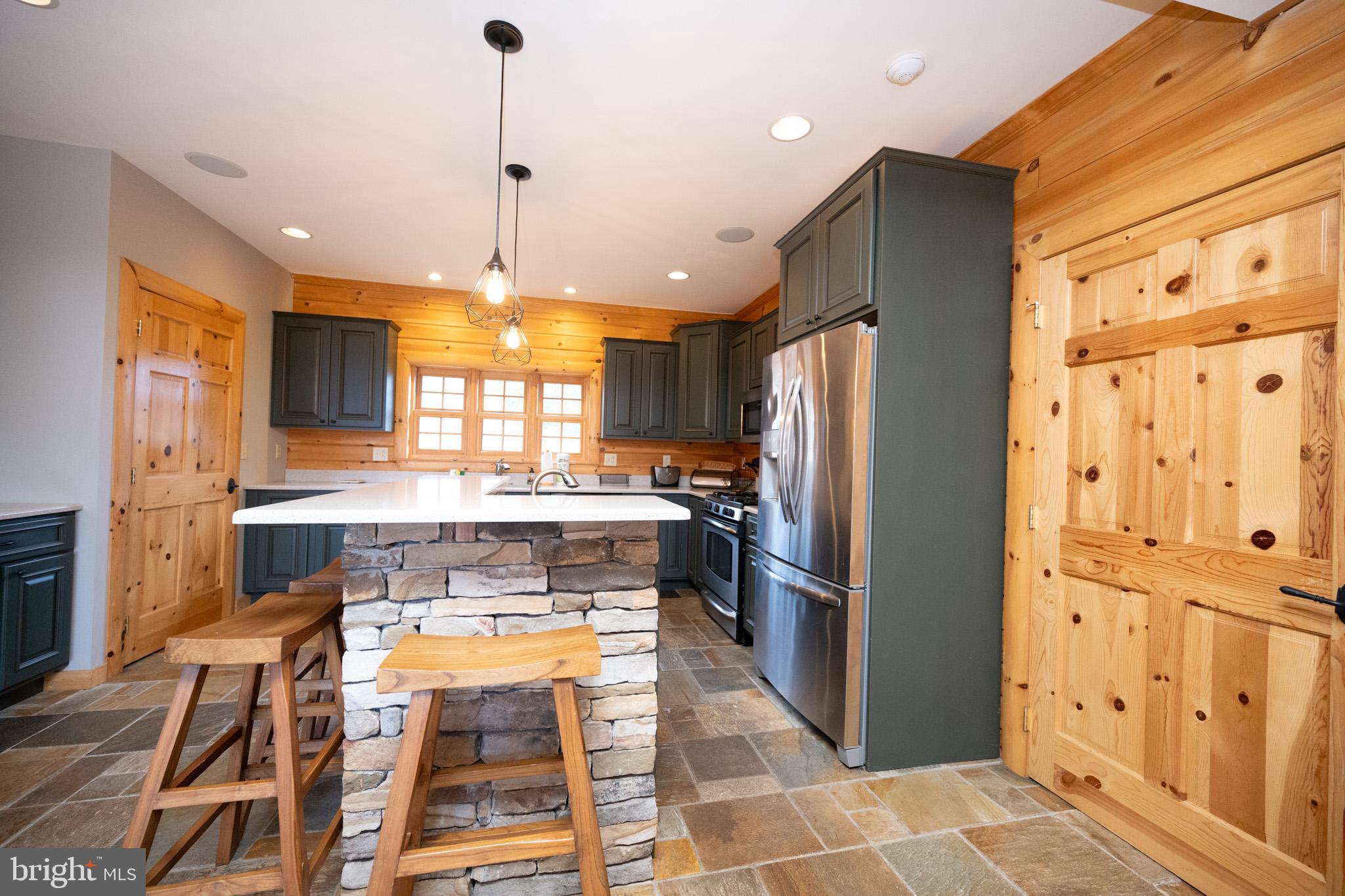 246 Mountaintop Road McHenry, MD 21541 - Photo 9 of 74 Gallery Image 9