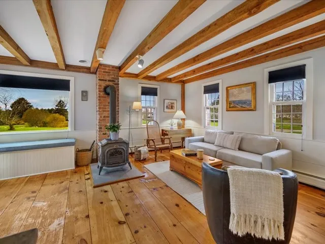 $1,099,000 | 24 Peaceful Way, Tiverton, RI 02878