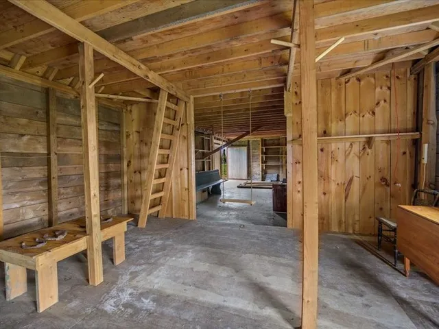 $1,099,000 | 24 Peaceful Way, Tiverton, RI 02878