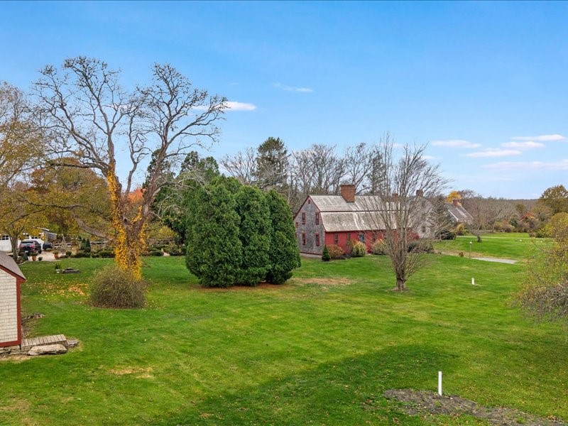 24 Peaceful Way Tiverton, RI 02878 - Photo 8 of 49