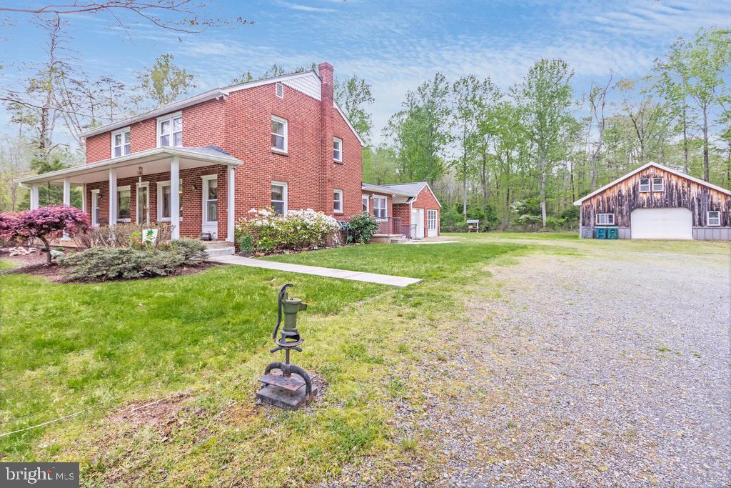 17301 Joplin Road Triangle, VA 22172 - Photo 1 of 26 Exterior