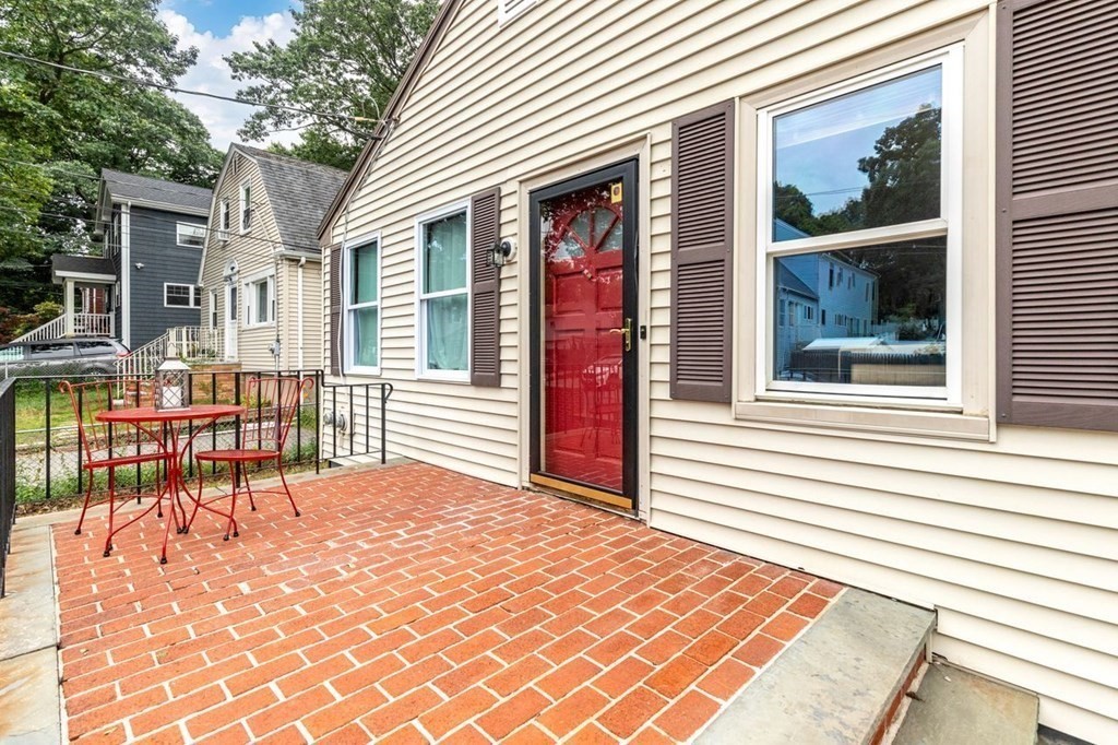 44 Ralph Street Medford, MA 02155 - Photo 4 of 28 Gallery Image 4