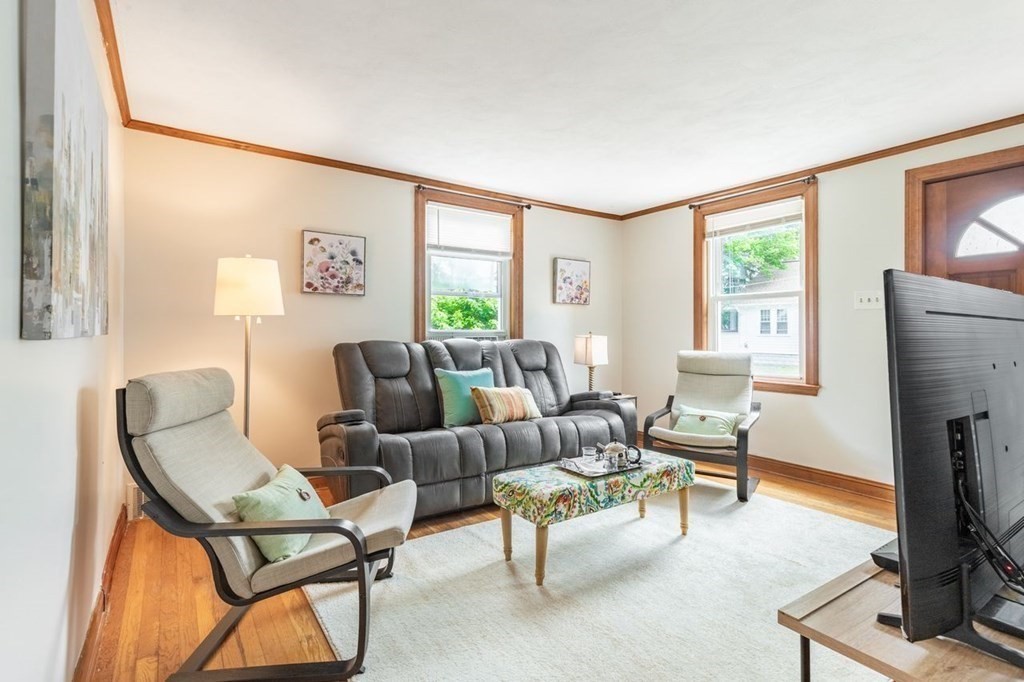 44 Ralph Street Medford, MA 02155 - Photo 7 of 28 Gallery Image 7