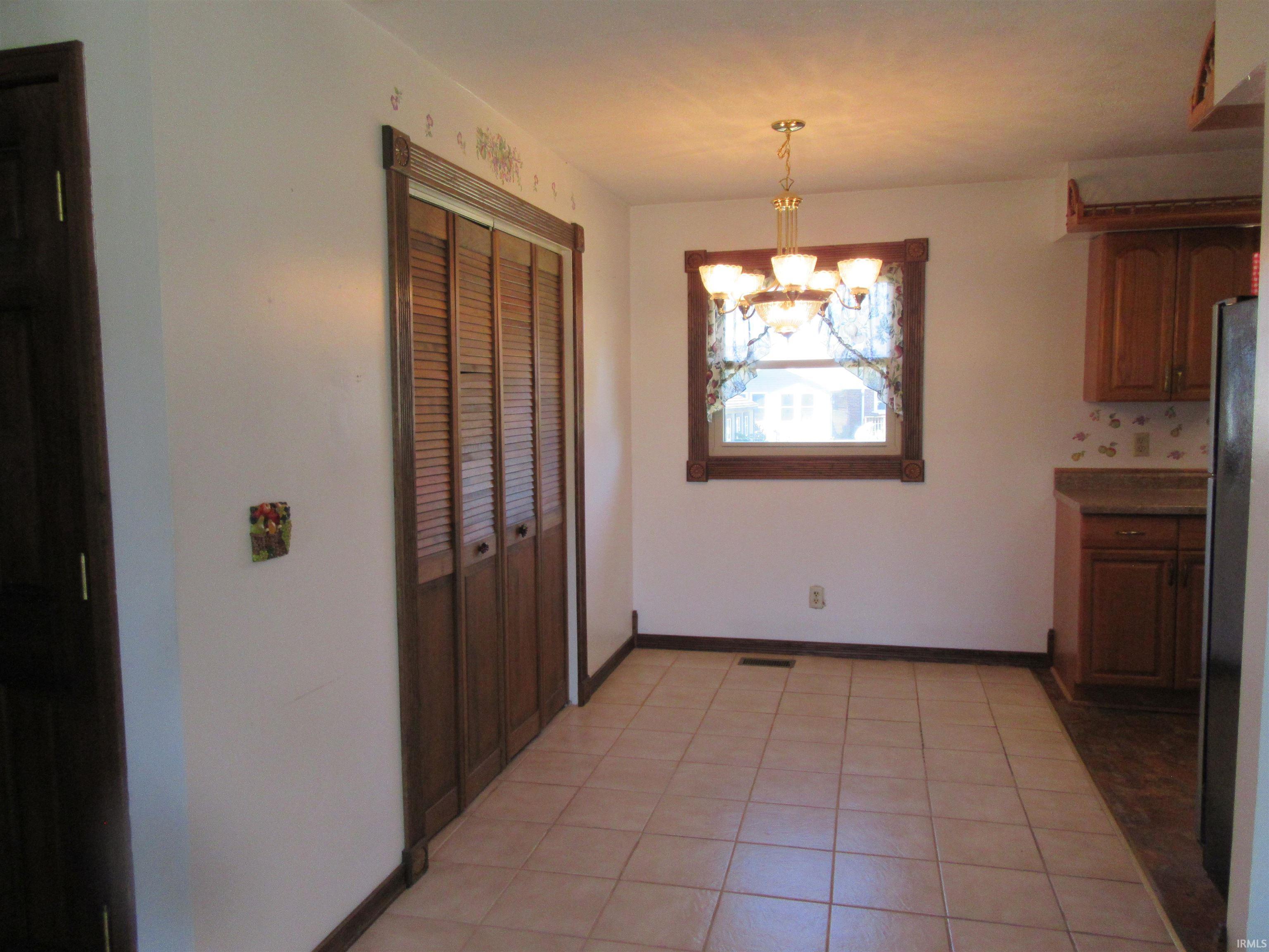 1505 South Goyer Road Kokomo, IN 46902 - Photo 7 of 19